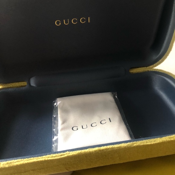 GUCCI SUNGLASSES VELVET HARD CASE - Picture 2 of 6